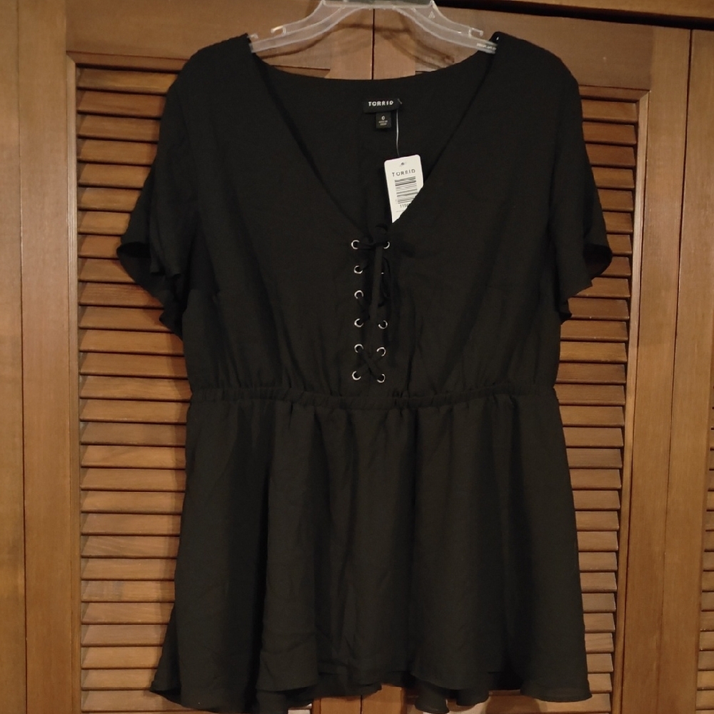 NWT Torrid Black Lace-Up Blouse